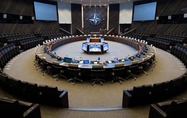 Жодних поступок Москві: як у НАТО готуються до переговорів з Росією