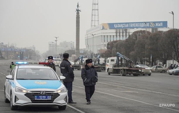 В Алмати за добу затримали майже 1,7 тисяч людей