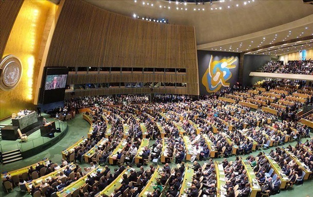 Вісім країн втратили право голосу в ГА ООН