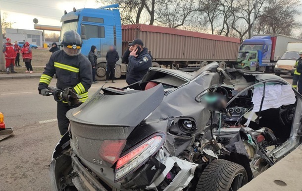 In Odessa, two women died in two road accidents