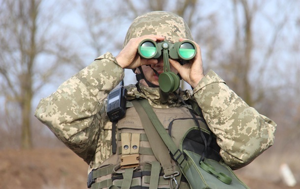 Soldier of Ukrainian Armed Forces wounded in Donbas