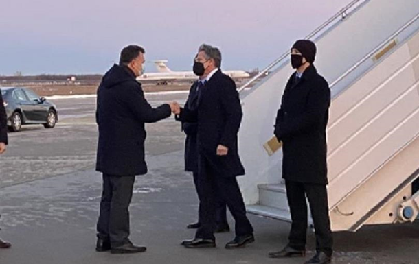 US Secretary of State Blinken arrives in Kyiv