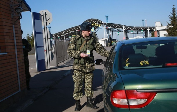 Через Україну місяць пропускатимуть авто з придністровськими номерами