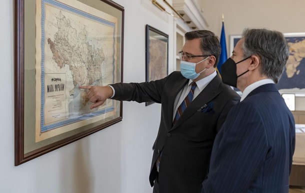 Kuleba showed Blinken a map with former territories of Ukraine