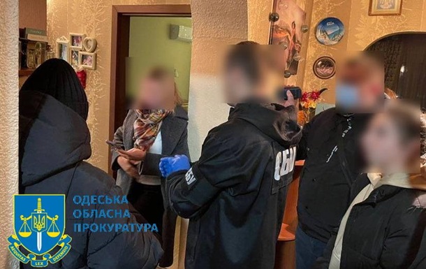 На Одещині чиновницю міськради затримали на великому хабарі