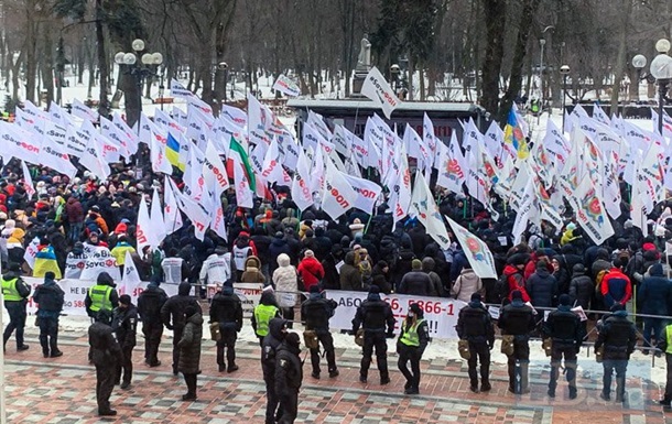 В Киеве проходит массовая акция SaveФОП