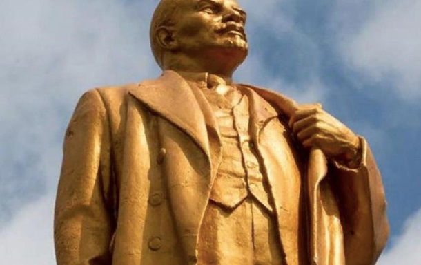 На Чернігівщині пам`ятник Леніну продали за понад 700 тисяч