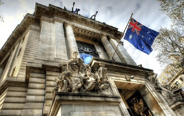 Посольство Австралії закликало своїх громадян покинути Україну