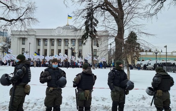 У Києві біля Ради триває акція SaveФОП