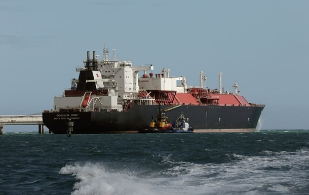 Польща закупила для України танкер зі зрідженим газом