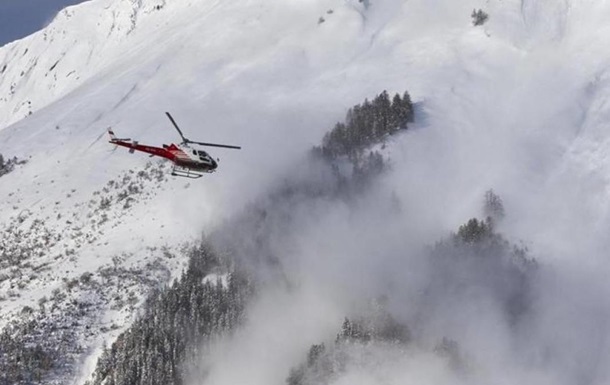 Внаслідок сходження лавини в Австрії загинули п ять людей