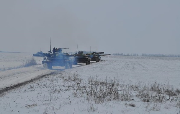 ЗСУ провели танкові навчання біля Криму