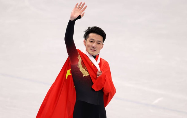 Олимпиада-2022: Судьи отдали золото в шорт-треке китайцу