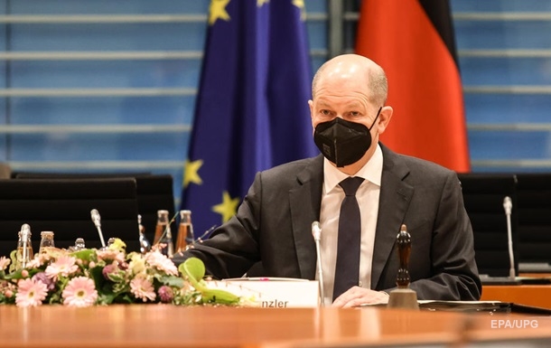 Невидимий канцлер. Зовнішня політика Німеччини