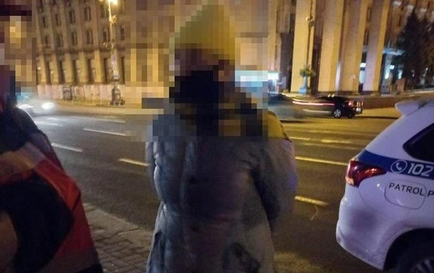 У Києві жінка погрожувала підірвати себе на Майдані
