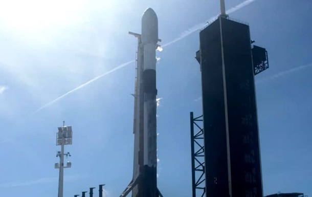 SpaceX втратила близько 40 супутників Starlink через бурю