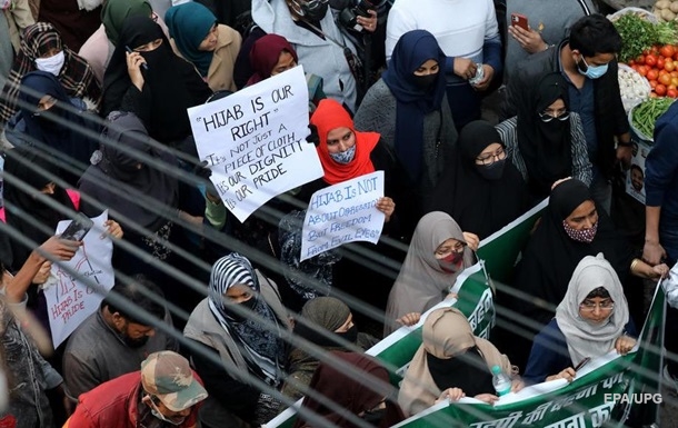В Індії протестують студенти через заборону хіджабів