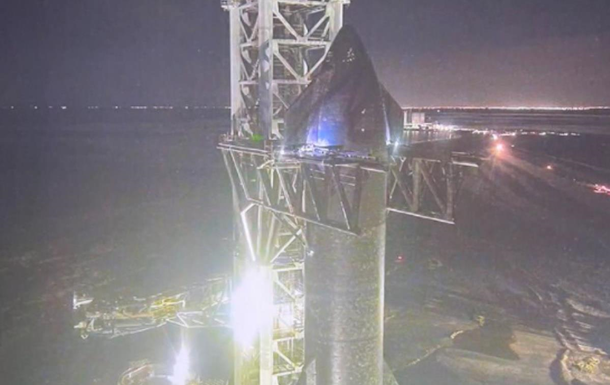 SpaceX завершила строительство крупнейшей ракеты в мире