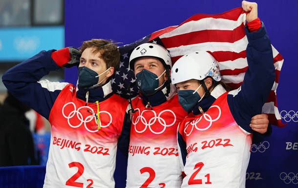 Олімпіада-2022: збірна США стала першою в командній акробатиці