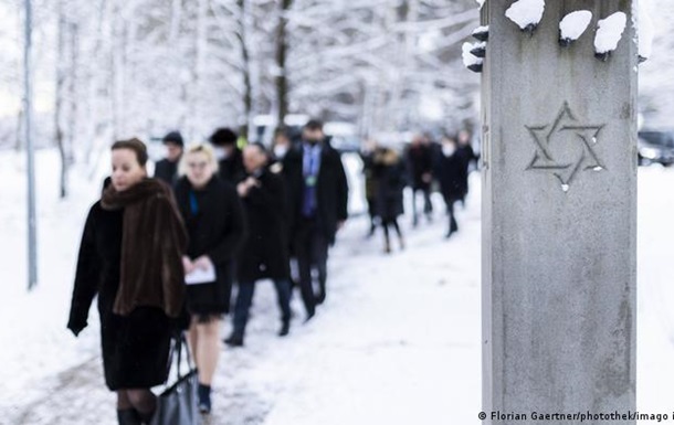 Латвія ухвалила закон про компенсації жертвам Голокосту
