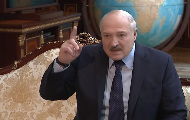 Лукашенко емоційно обурився відмовою України від білоруських добрив