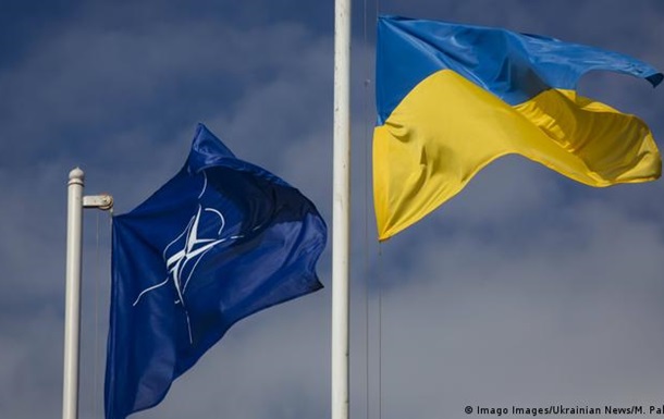 Більшість німців не підтримують вступ України в НАТО