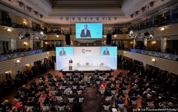 Мюнхенську конференцію накрило хвилею солідарності з Україною. Репортаж