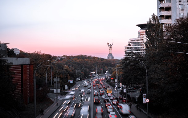 У КМДА пояснили, хто забруднює повітря у Києві