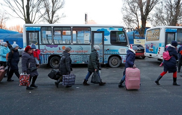З Донбасу виїхали понад 96 тисяч людей - МНС РФ