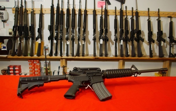 Рада має намір дозволити цивільним купувати вогнепальну зброю