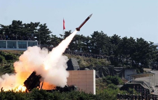 ЗМІ: Південна Корея успішно випробувала ракету-перехоплювач