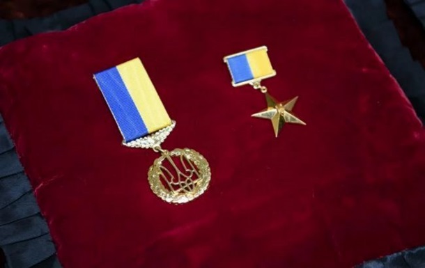 Погибшим на Змеином присвоят звание героев Украины - Зеленский