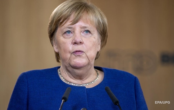 Меркель осудила вторжение России в Украину