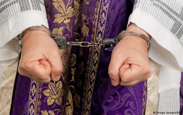 У Кельні священника ув язнили на 12 років за насильство над дітьми