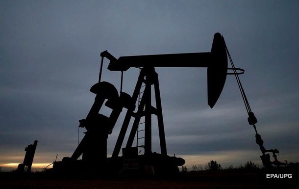 Украина требует эмбарго на российские нефть и газ