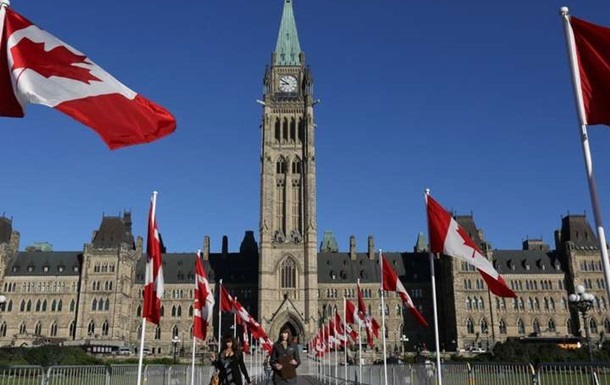 Парламент Канады инициирует отмену виз для украинских беженцев