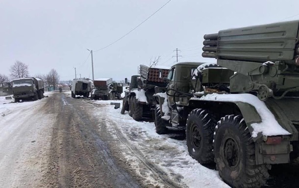 Пентагон: Под Киевом стоит огромная колонна РФ