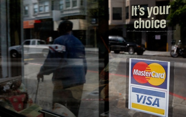 Visa і MasterCard припиняють роботу в Росії