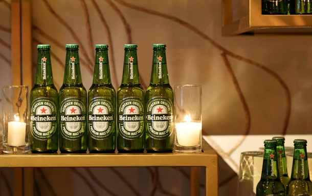 Heineken зупиняє виробництво в Росії