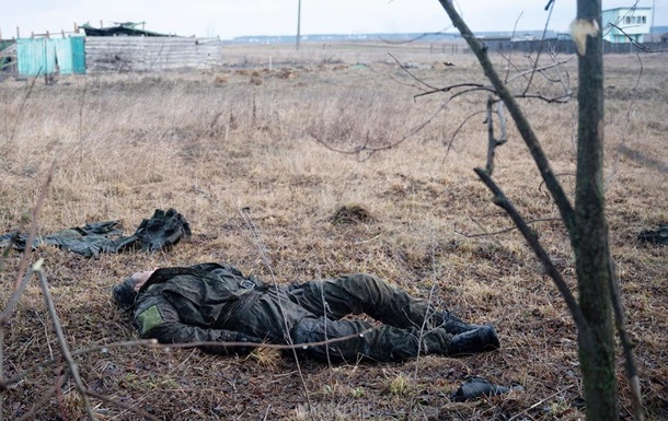 Цивільним українцям офіційно дозволили вбивати російських військових