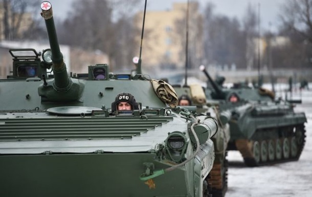 Войска РФ планируют брать топливо для своих колонн на украинских АЗС 