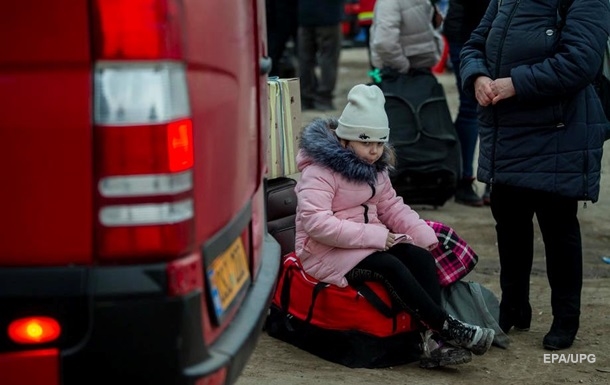 Украинцам рассказали, где можно получить помощь и временное жилье