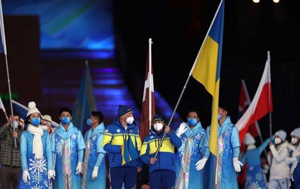 Китай запретил украинским паралимпийцам маски с надписью  мир 