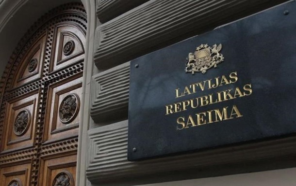 Латвія закликала до закриття повітряного простору України