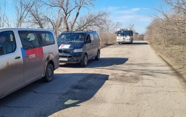 Из Луганской области продолжается эвакуация - глава ОВА
