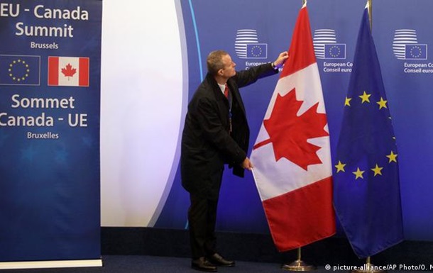 Єврокомісія і Канада запустили програму для збору допомоги Україні