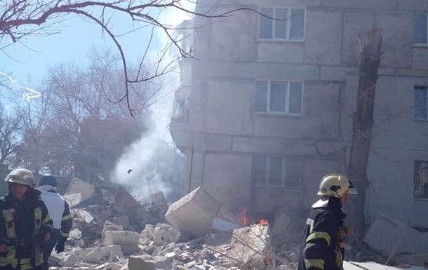Обстріли на Луганщині: двоє людей загинули, 10 поранені