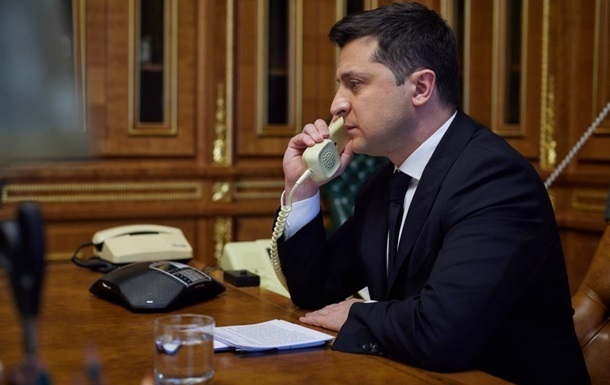 Зеленский обсудил с президентом Румынии поддержку Украины