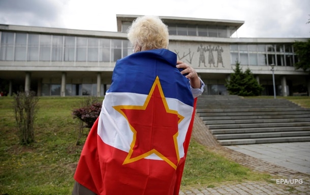 Украина ответила на критику Сербии о реакции на бомбардировку Югославии