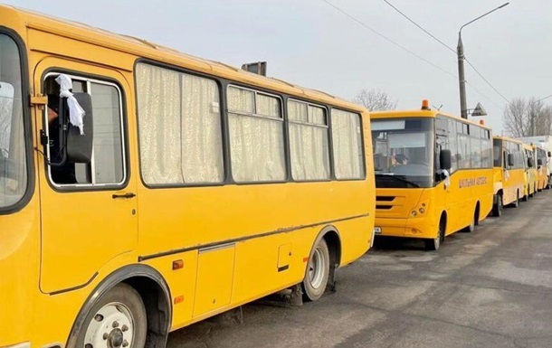 Оккупанты выпускают жителей Мелитополя только в Крым - мэр